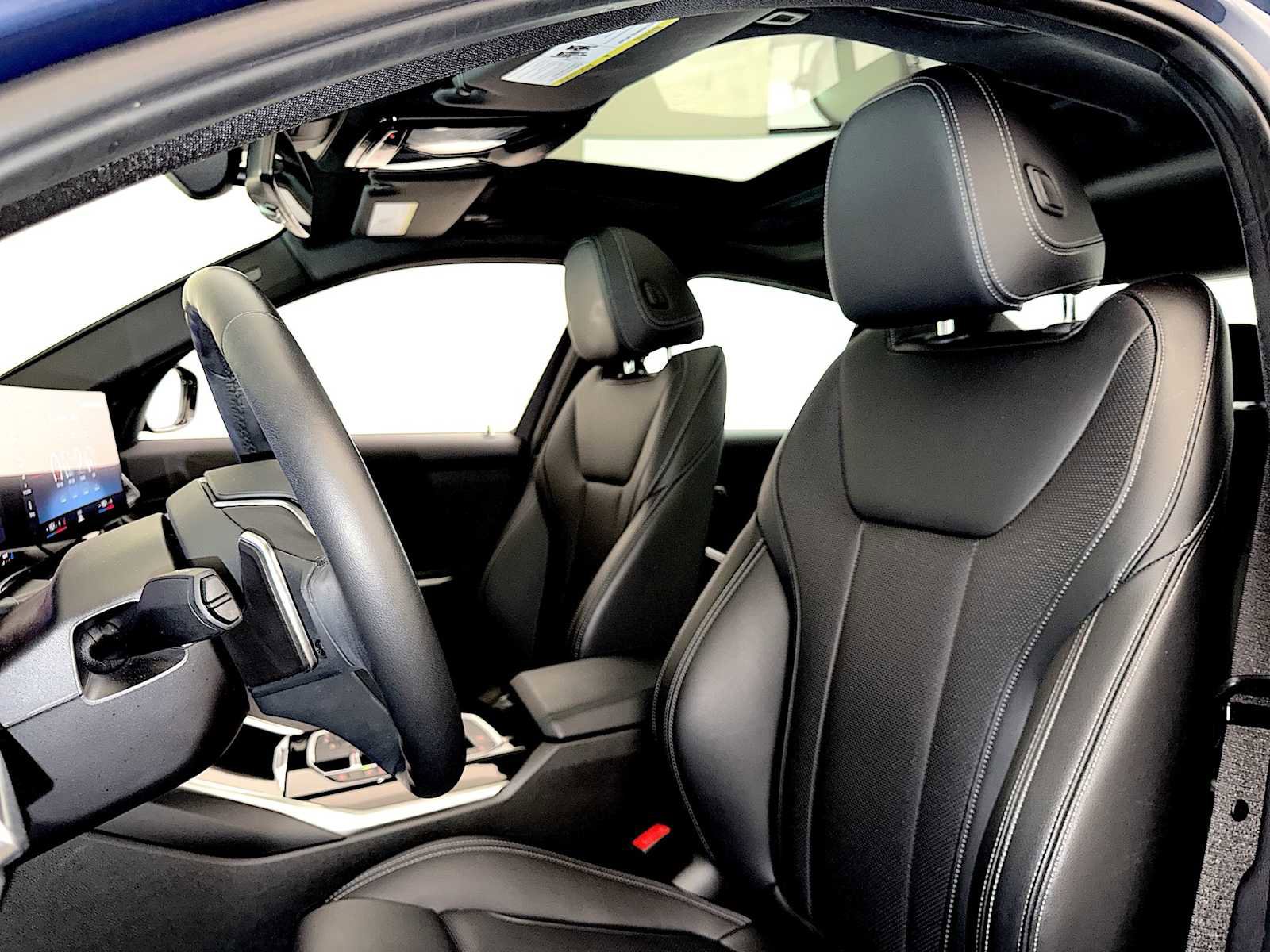 Certified 2023 BMW 330i xDrive Sedan w/ Convenience Package image 20