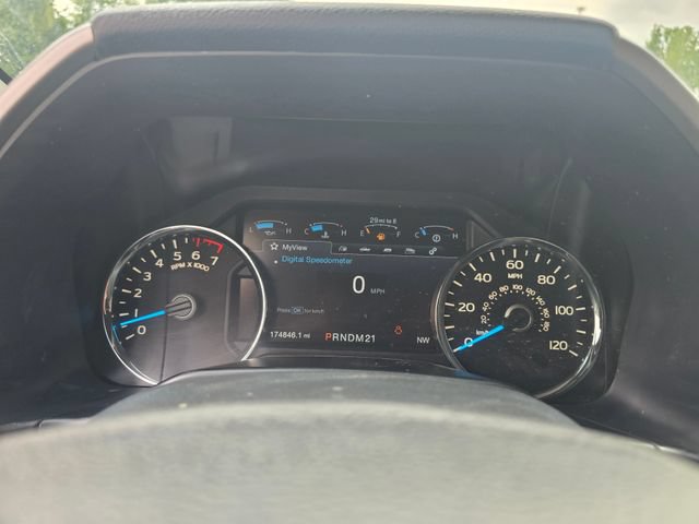 Used 2016 Ford F150 Lariat w/ Equipment Group 502A Luxury AWD/4WD image 29