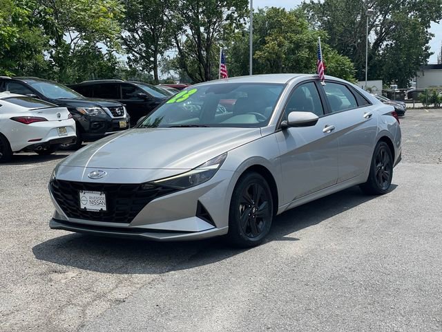 Used 2023 Hyundai Elantra SEL