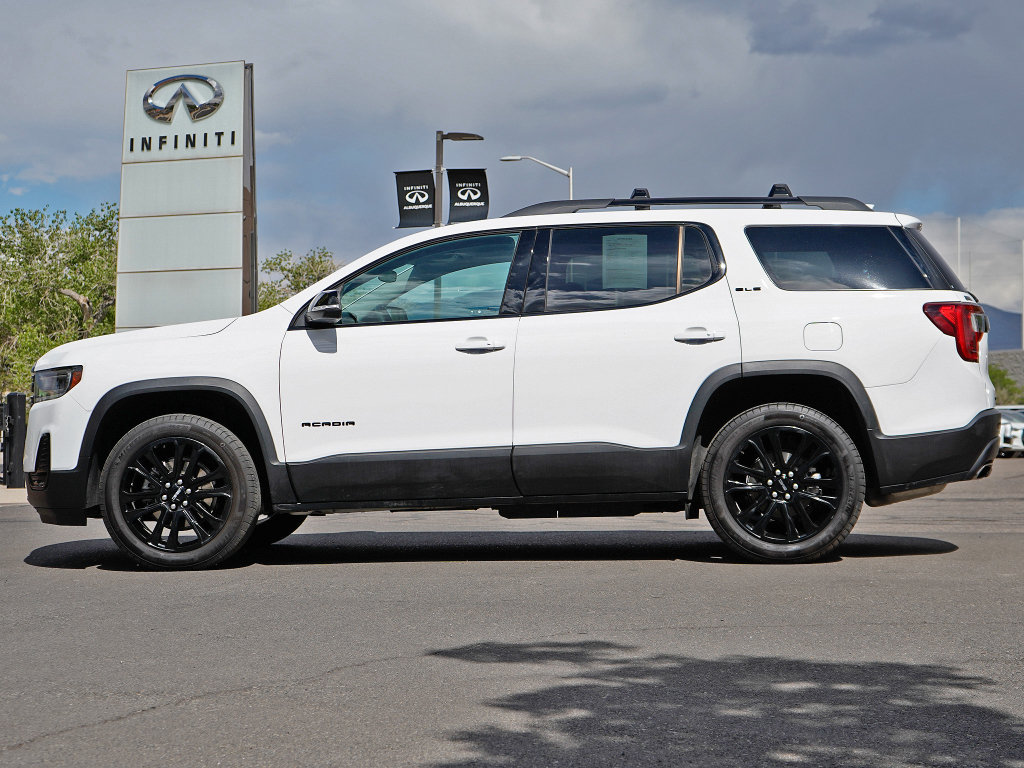 Used 2023 GMC Acadia SLE w/ Driver Convenience Package FWD image 6