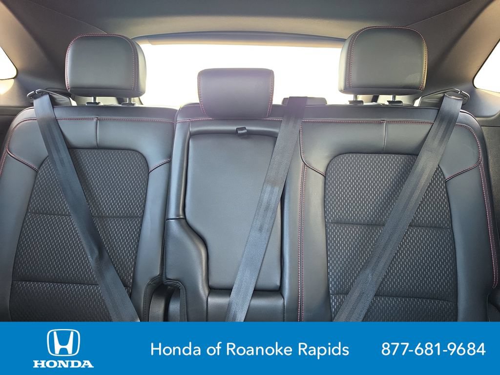 Used 2025 Ford Escape ST-Line FWD image 18