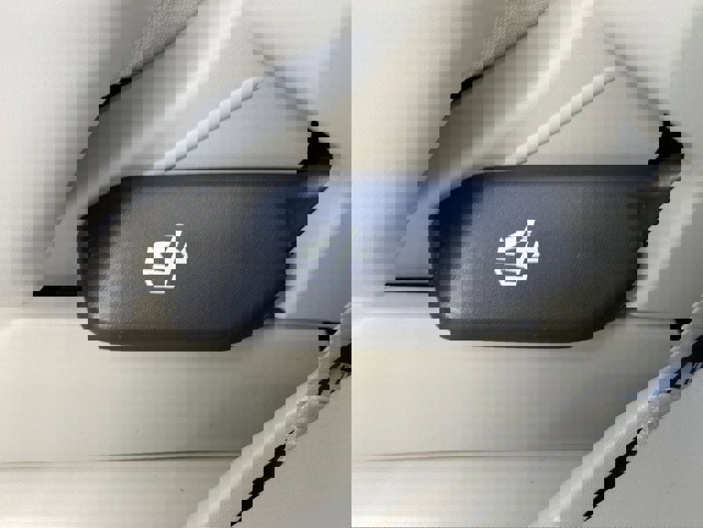 New 2026 Volvo XC90 T8 Ultra w/ Lounge Package image 18