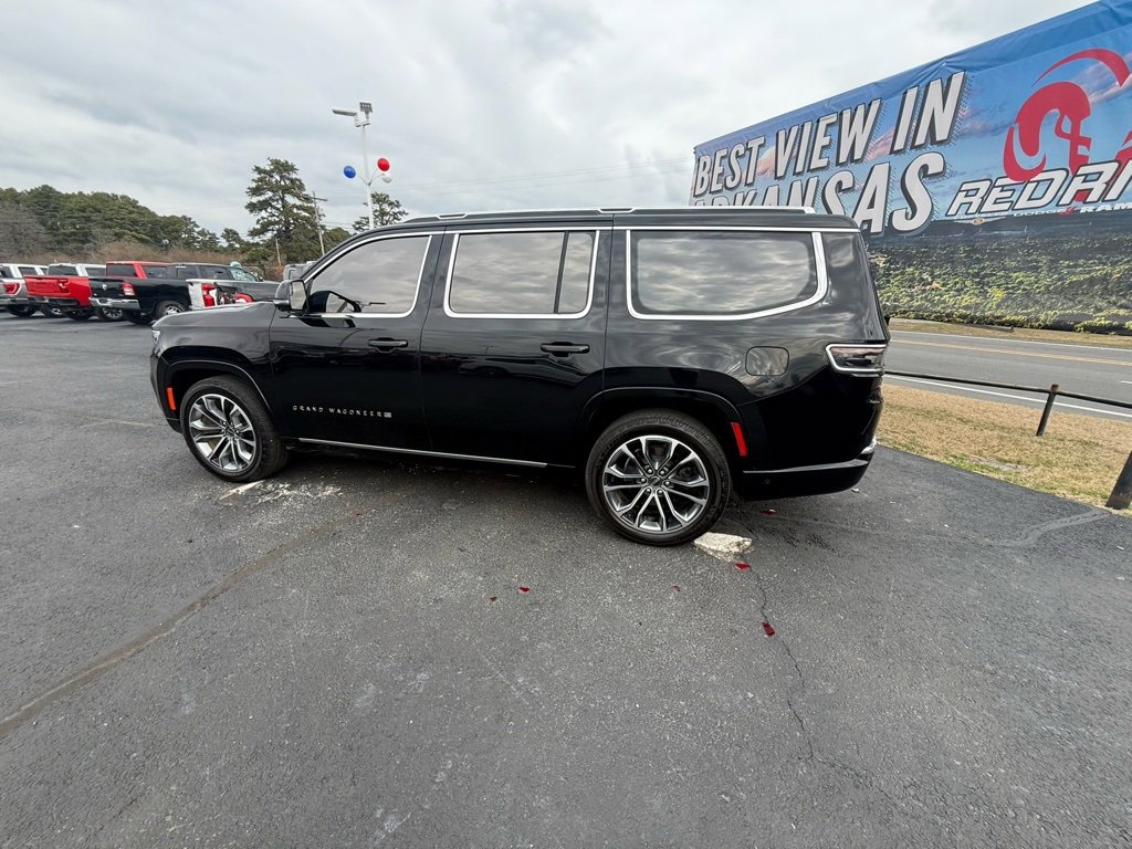 Used 2024 Jeep Grand Wagoneer Series III w/ Rear Seat Video Group 1 image 8