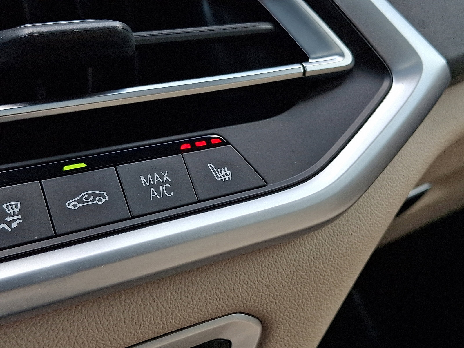 Used 2022 BMW X5 xDrive40i w/ Premium Package image 25