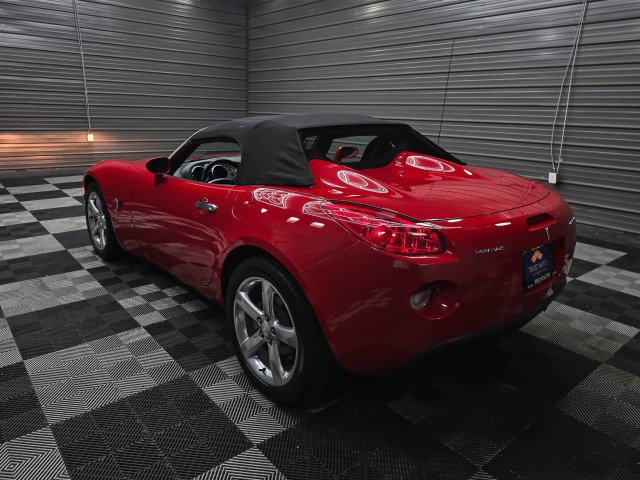 Used 2006 Pontiac Solstice Convertible w/ Premium Package RWD image 13