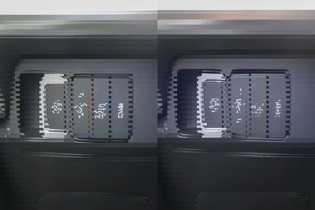 New 2026 Hyundai Santa Fe SE image 18