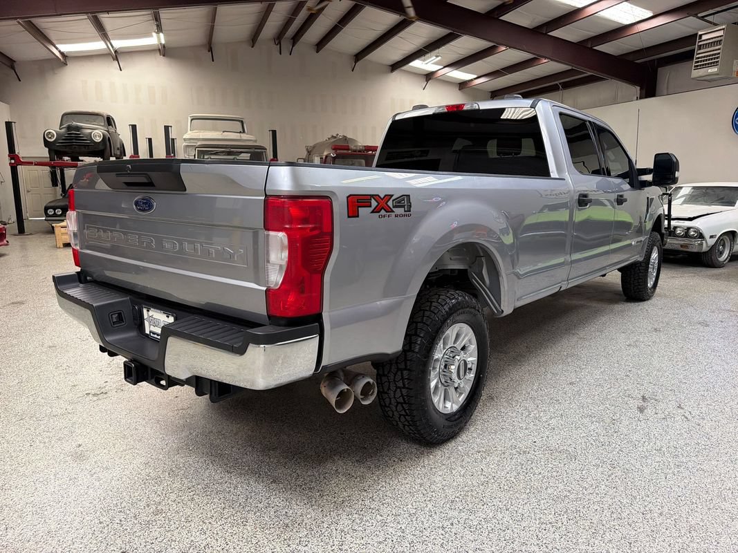Used 2022 Ford F350 XLT AWD/4WD image 7