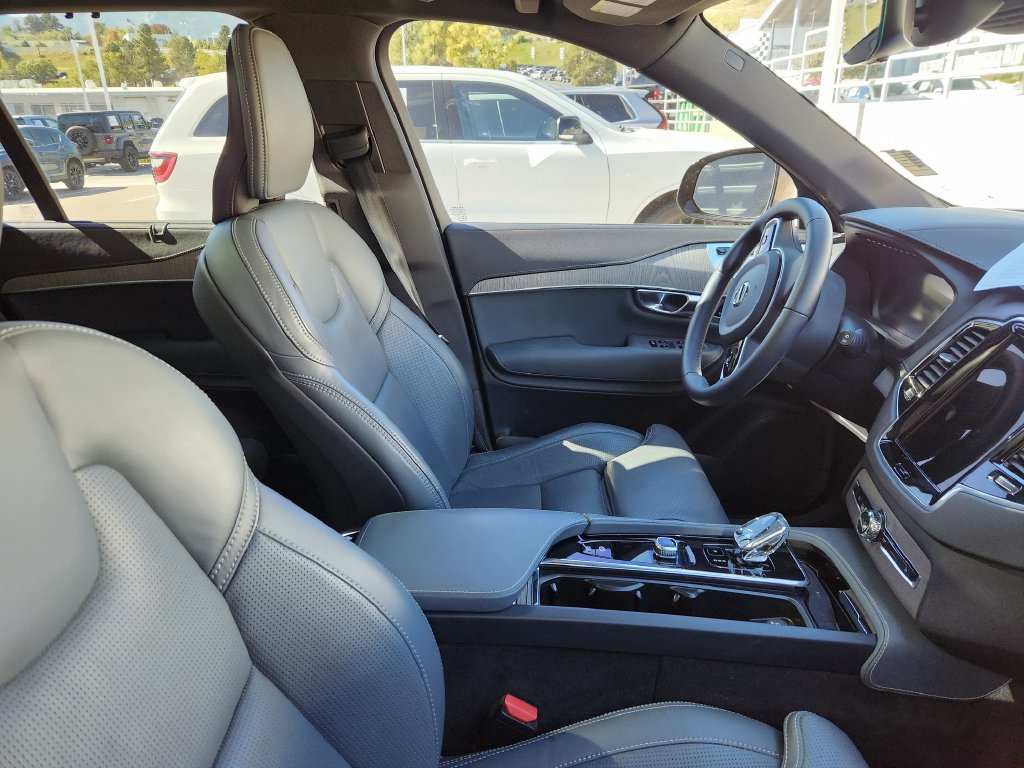 Used 2023 Volvo XC90 T8 Ultimate w/ Protection Package Premier AWD/4WD image 8