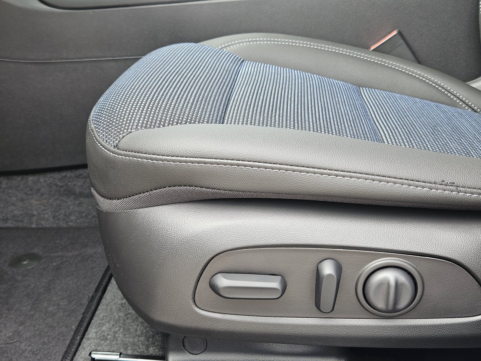 New 2026 Buick Envista Preferred w/ Convenience I Package FWD image 18