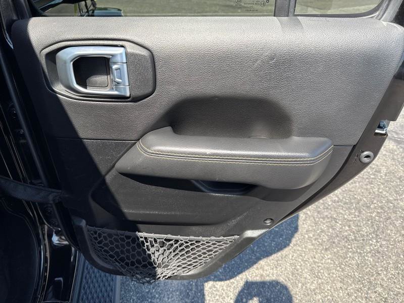 Used 2021 Jeep Gladiator Overland image 44