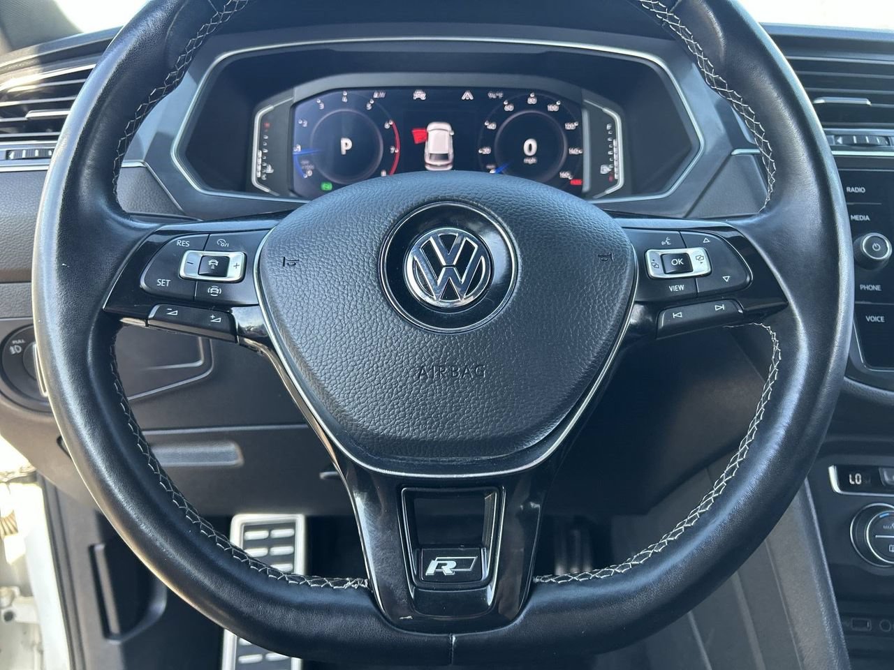 Used 2020 Volkswagen Tiguan SEL Premium R-Line w/ 3rd Row Seat Package AWD/4WD image 20