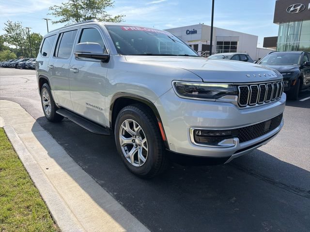 Used 2022 Jeep Wagoneer Series II AWD/4WD image 2