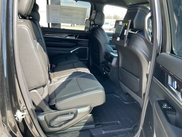 New 2024 Jeep Wagoneer 4WD w/ Convenience Group I image 30