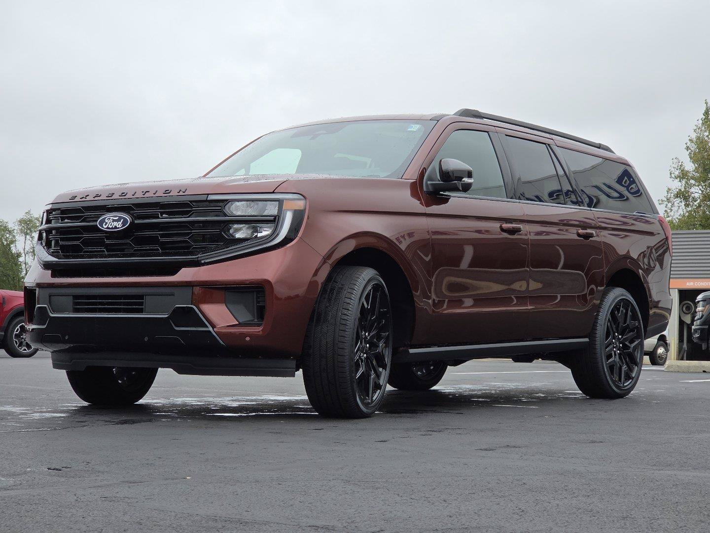 New 2027 Ford Expedition Max Platinum w/ Stealth Performance Package AWD/4WD image 16