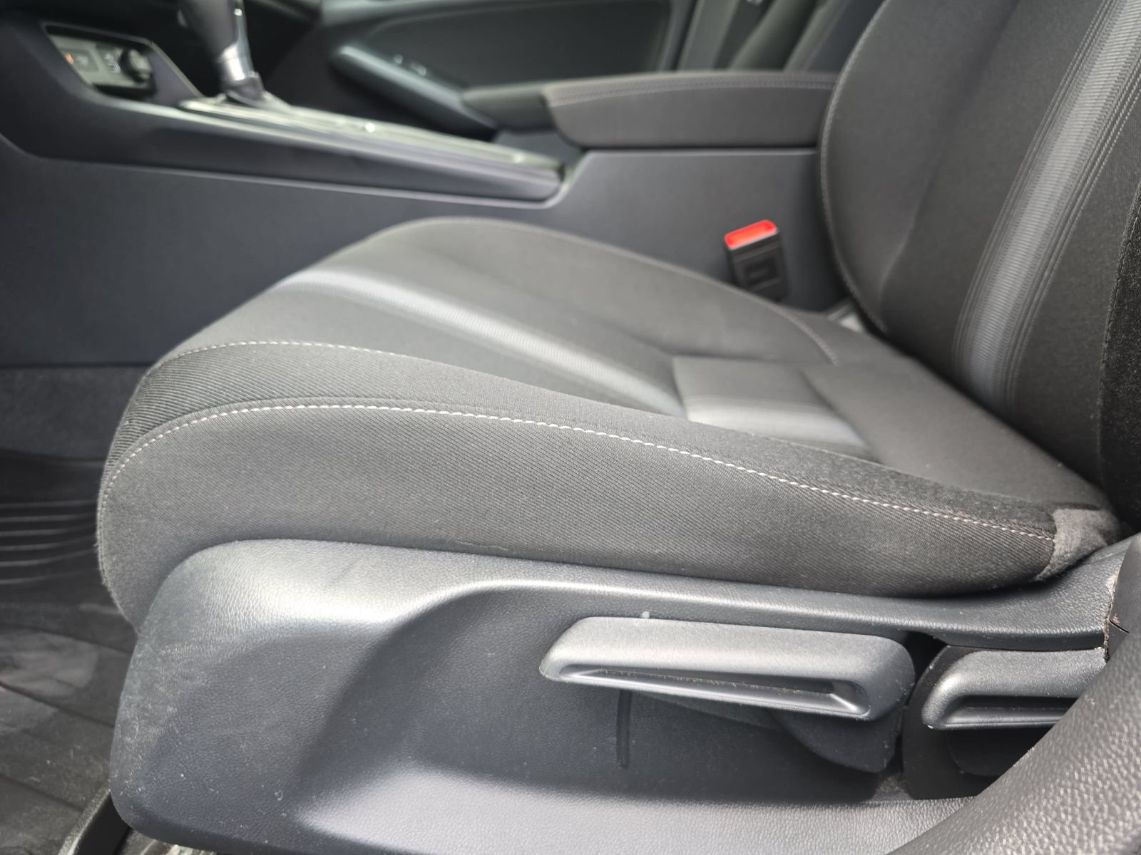 Certified 2024 Honda Civic LX image 27