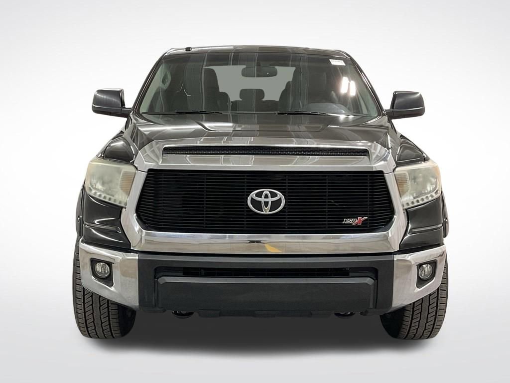 Used 2016 Toyota Tundra SR5 w/ SR5 Upgrade Package AWD/4WD image 5