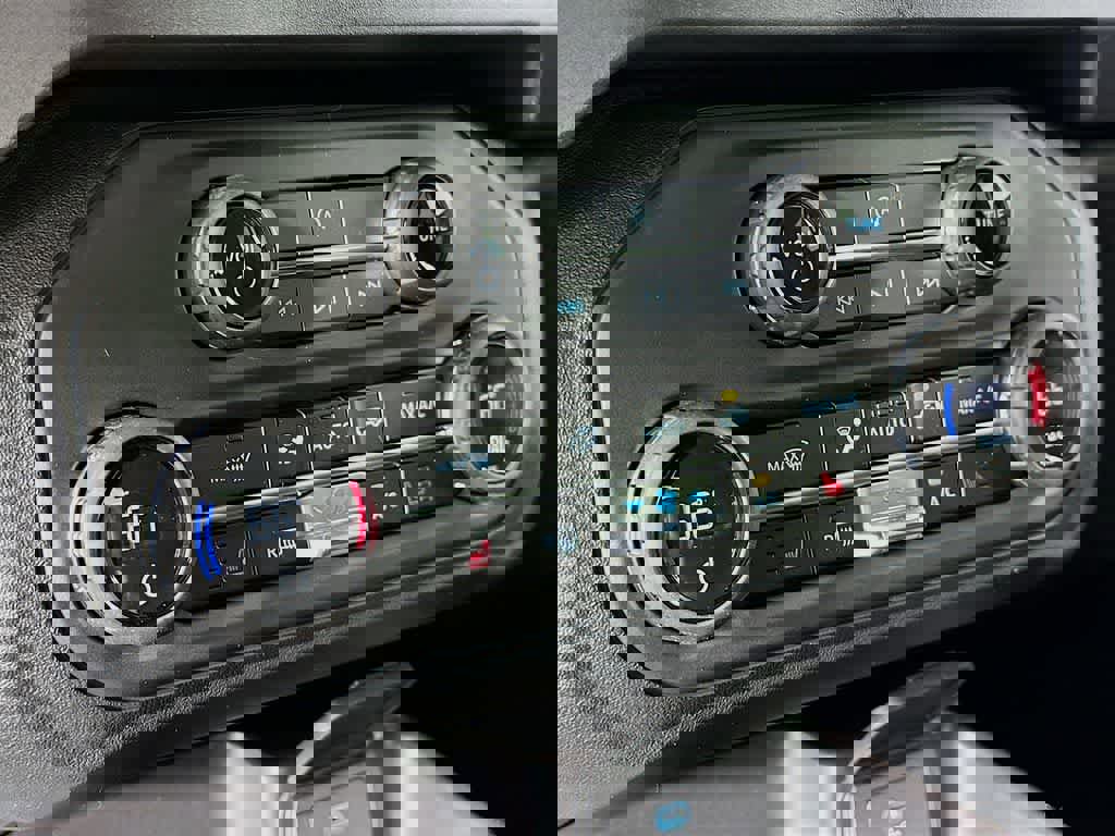 New 2025 Ford Bronco Big Bend image 18