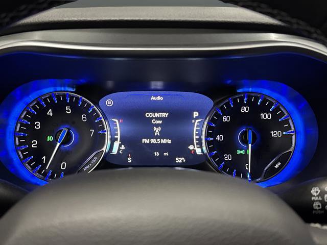 New 2026 Chrysler Pacifica Limited w/ Uconnect Theater Family Group image 19