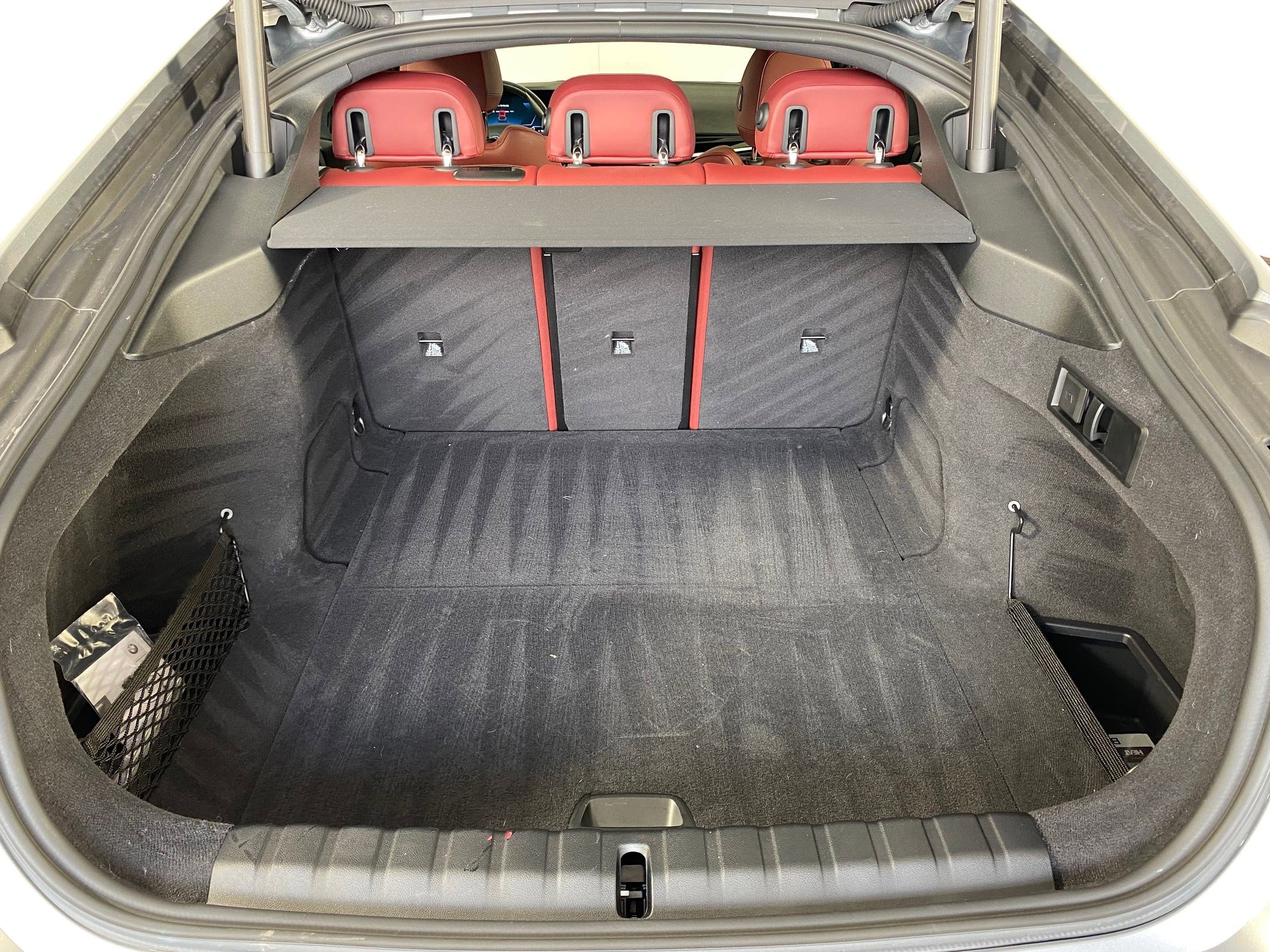 Used 2023 BMW 530i w/ Executive Package image 30