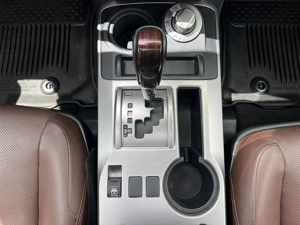 Used 2019 Toyota 4Runner Limited AWD/4WD image 23
