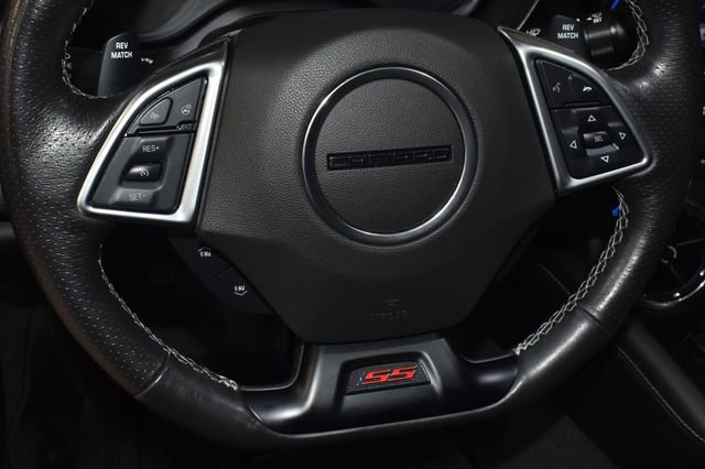 Used 2020 Chevrolet Camaro SS image 22