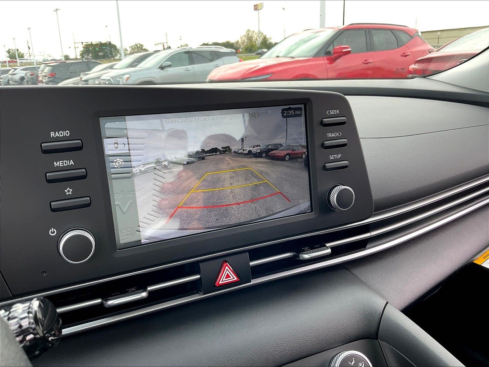 New 2026 Hyundai Elantra SE FWD image 23