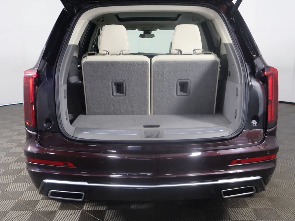 Used 2020 Cadillac XT6 Premium Luxury AWD/4WD image 17