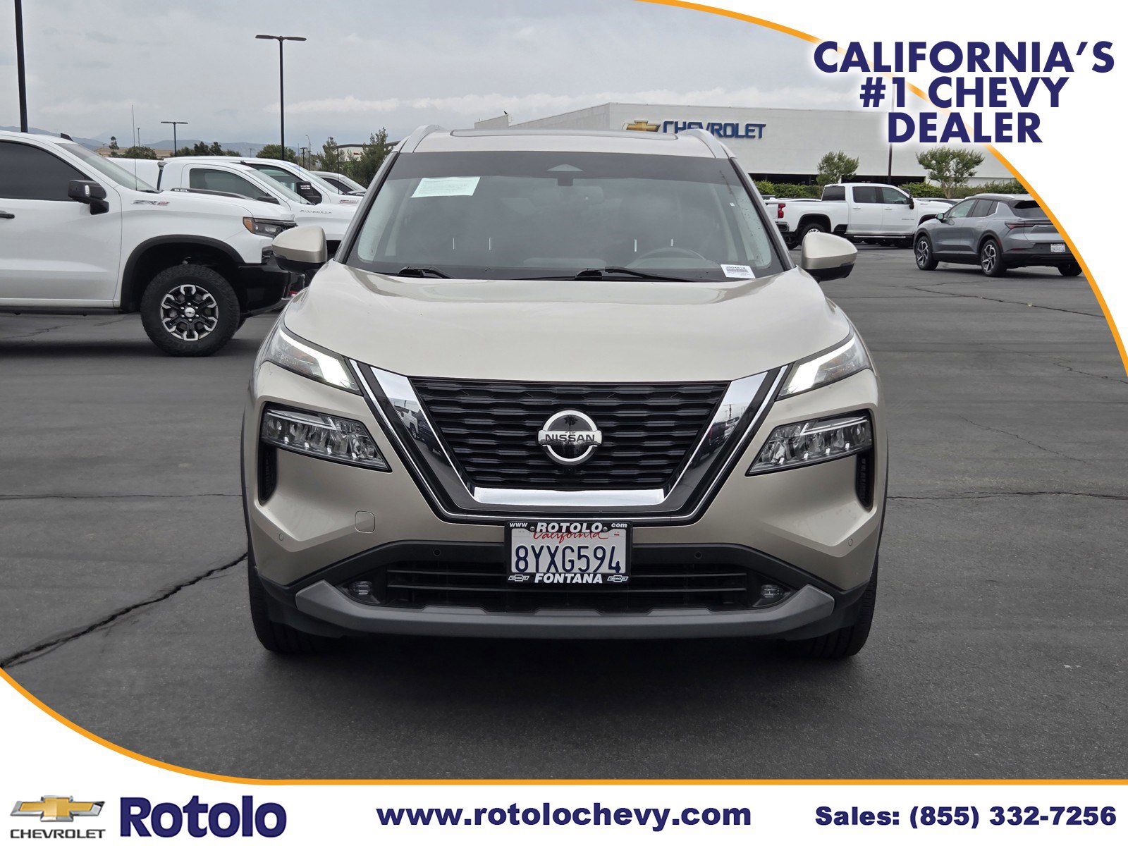 Used 2021 Nissan Rogue SL w/ Premium Package image 2