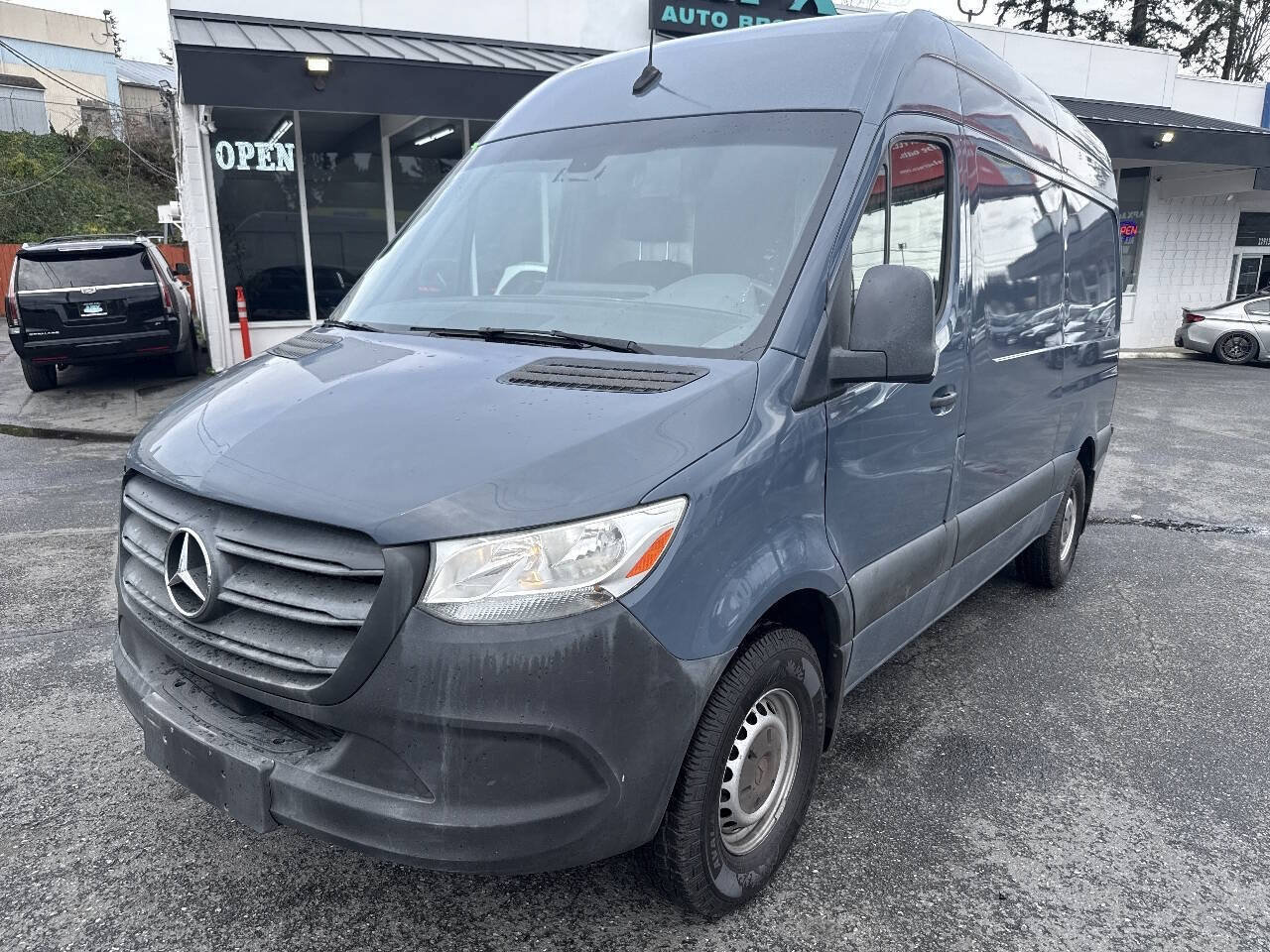 Used 2019 Mercedes-Benz Sprinter 144 image 1