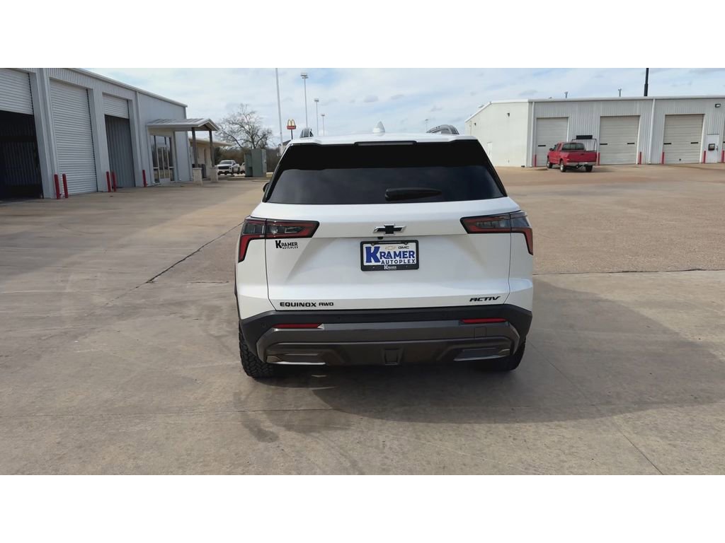 Used 2025 Chevrolet Equinox ACTIV image 7