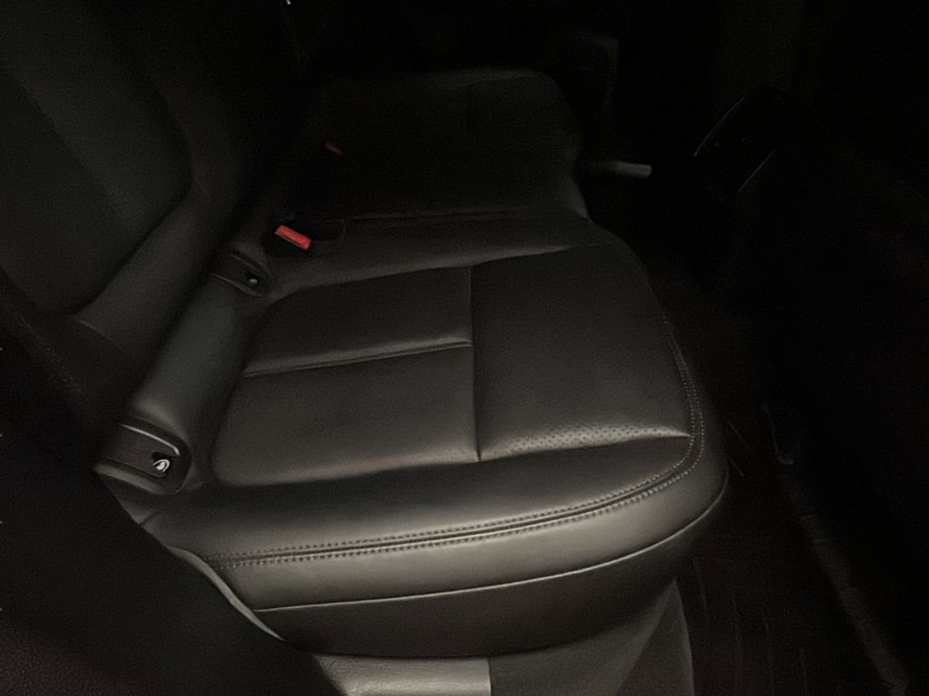 Used 2021 Porsche Macan S image 15