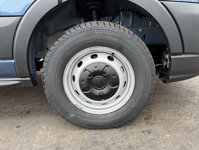 New 2026 Ford Transit 250 148 Medium Roof image 36