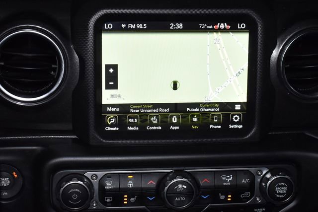 Used 2022 Jeep Wrangler Unlimited Sahara image 16
