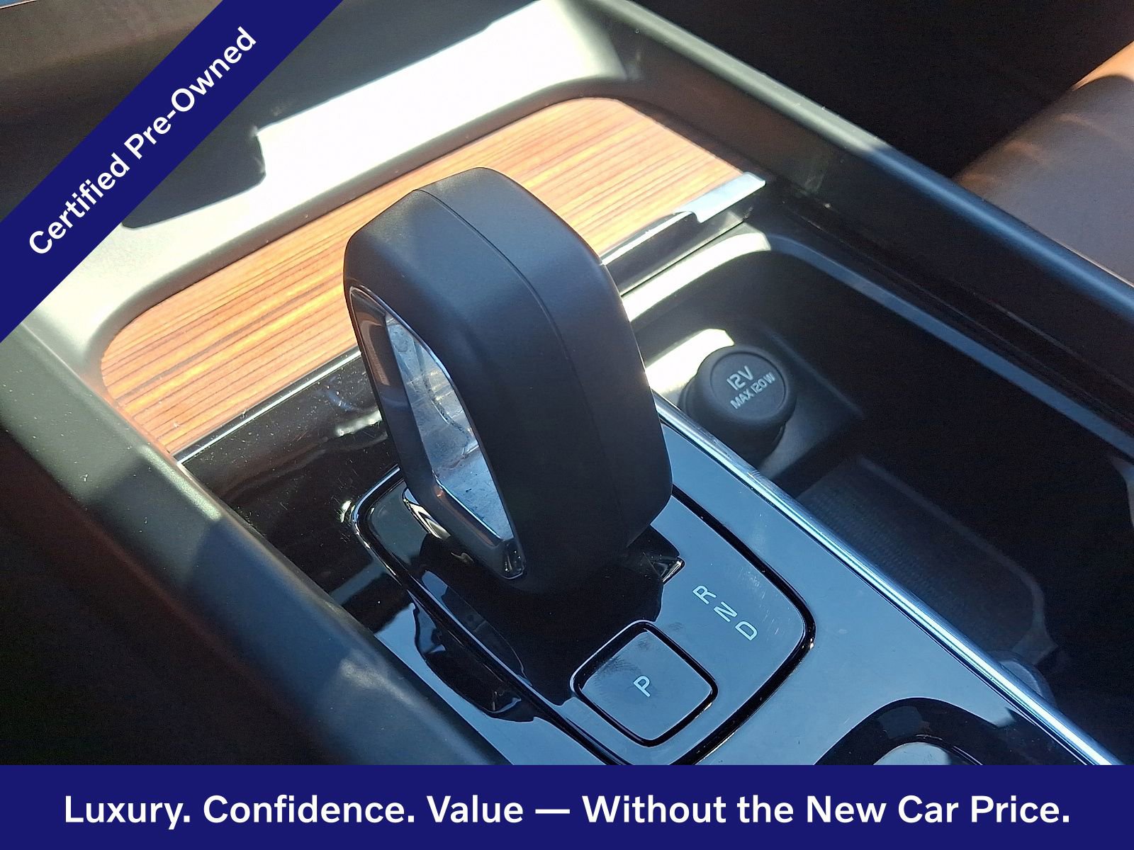 Certified 2023 Volvo XC60 B5 Plus w/ Climate Package AWD/4WD image 16