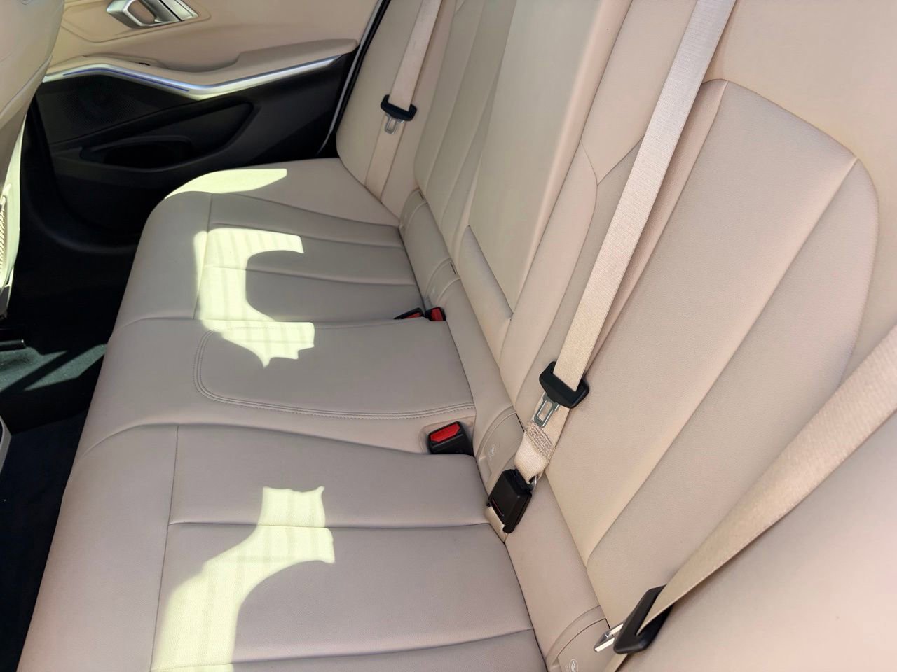 Used 2021 BMW 330i Sedan w/ Convenience Package RWD image 16