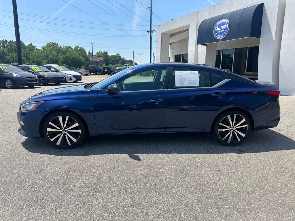 Used 2019 Nissan Altima 2.5 SR FWD image 2