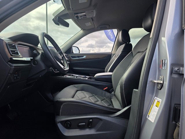 Used 2024 Volkswagen Atlas SE image 15