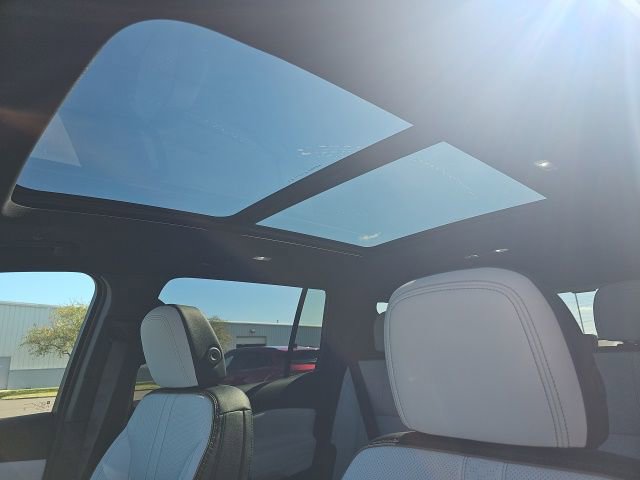 New 2026 Chevrolet Traverse High Country w/ LPO, Floor Liner Package image 22