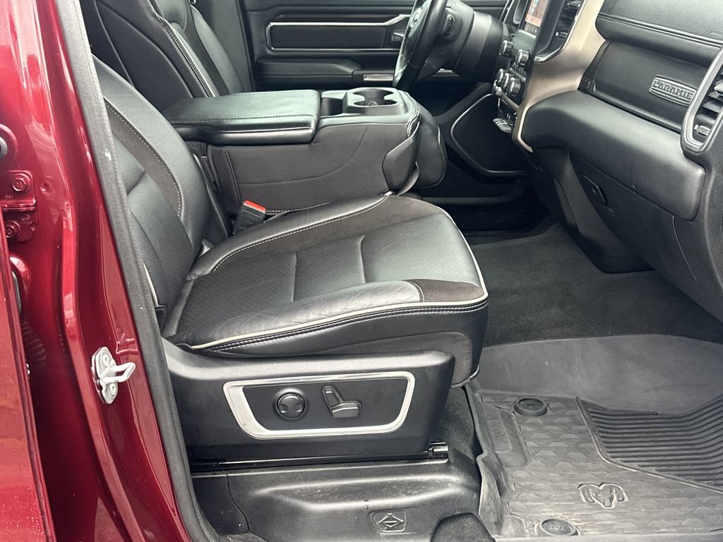 Used 2022 RAM 1500 Laramie AWD/4WD image 14