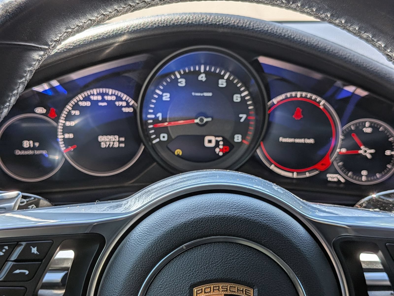 Used 2020 Porsche Panamera RWD image 20