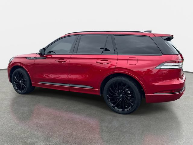 Used 2025 Lincoln Aviator Reserve w/ Equipment Group 201A AWD/4WD image 3