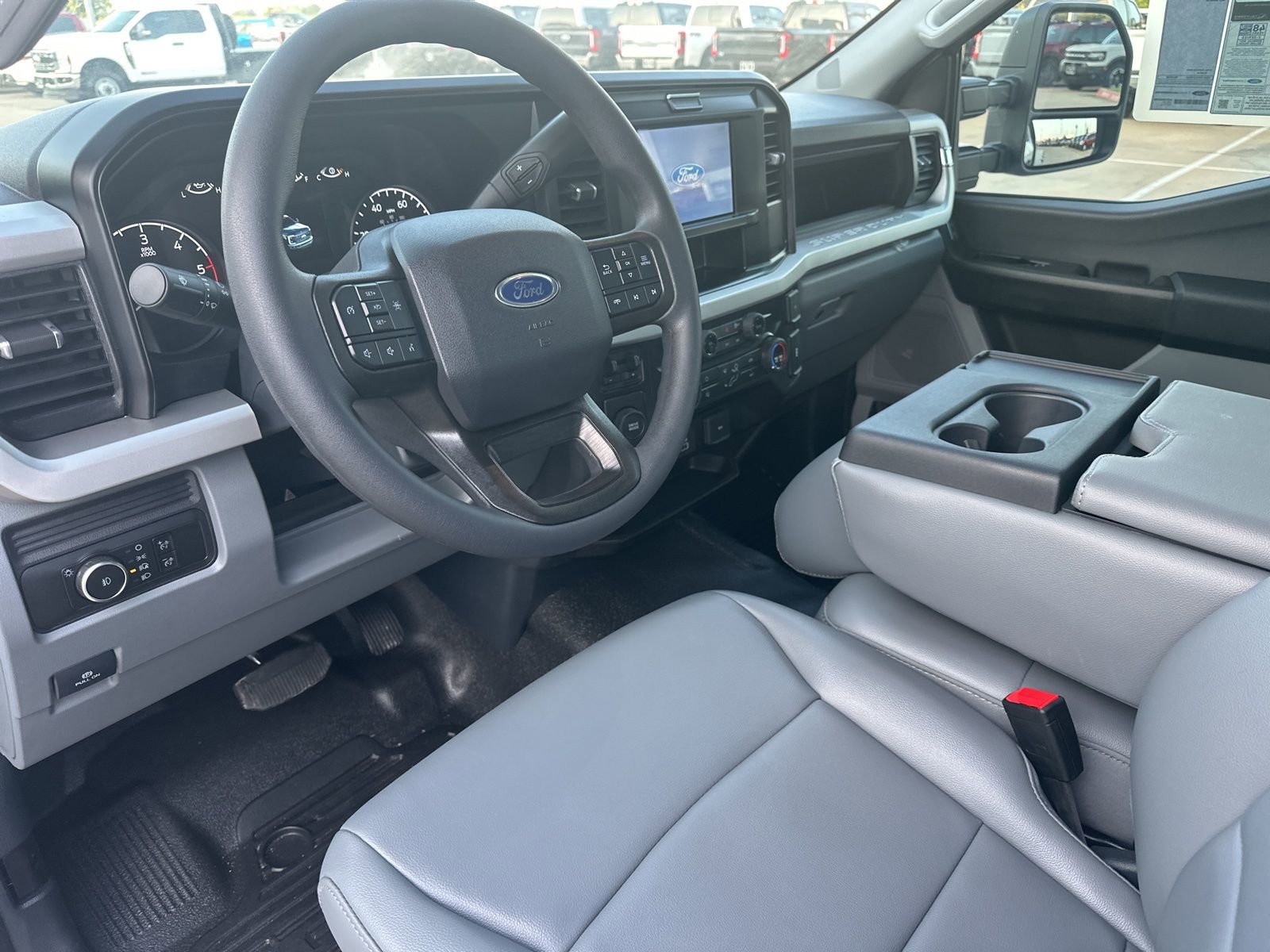 New 2025 Ford F350 XL w/ XL Chrome Package image 9