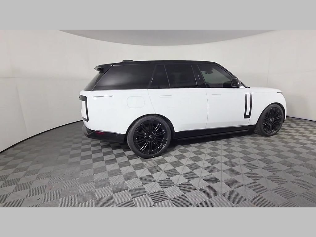 Used 2024 Land Rover Range Rover SE AWD/4WD image 38