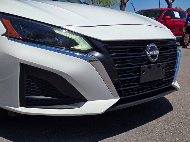 Used 2024 Nissan Altima 2.5 S FWD image 2