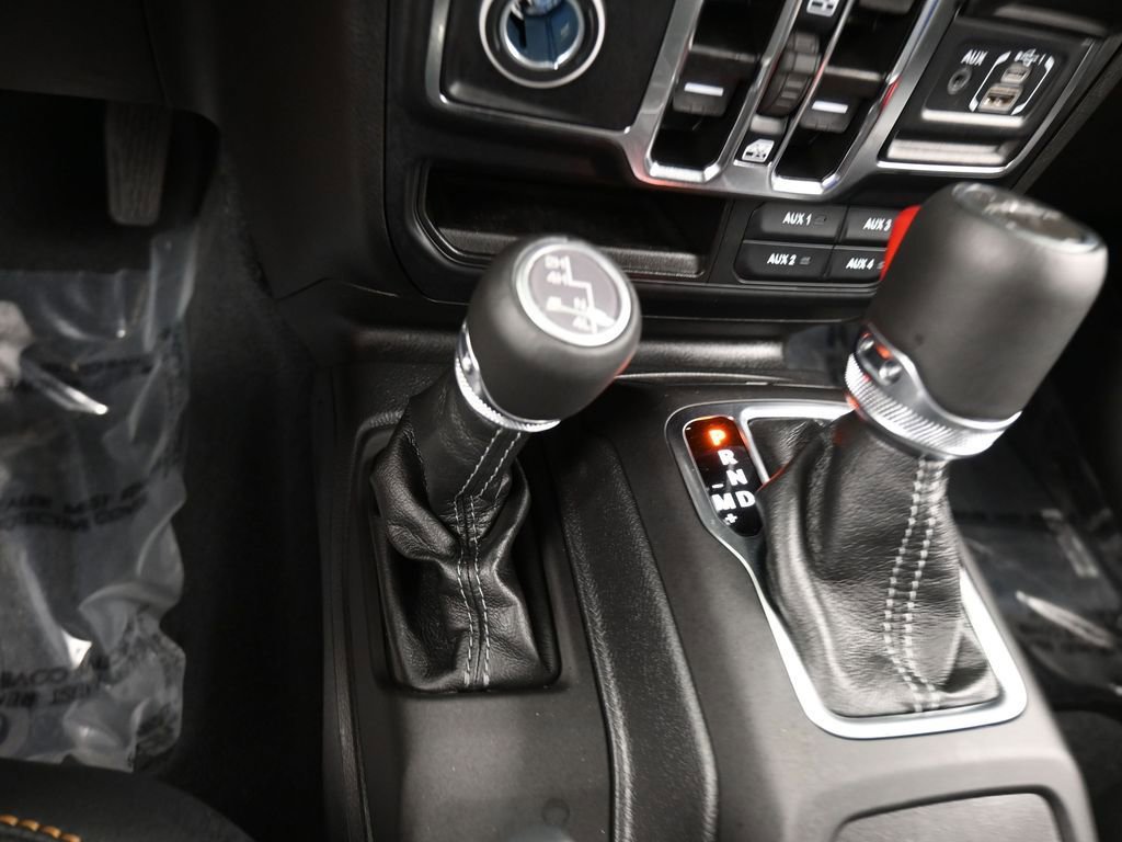 Used 2024 Jeep Gladiator Sport w/ Premium Package image 25