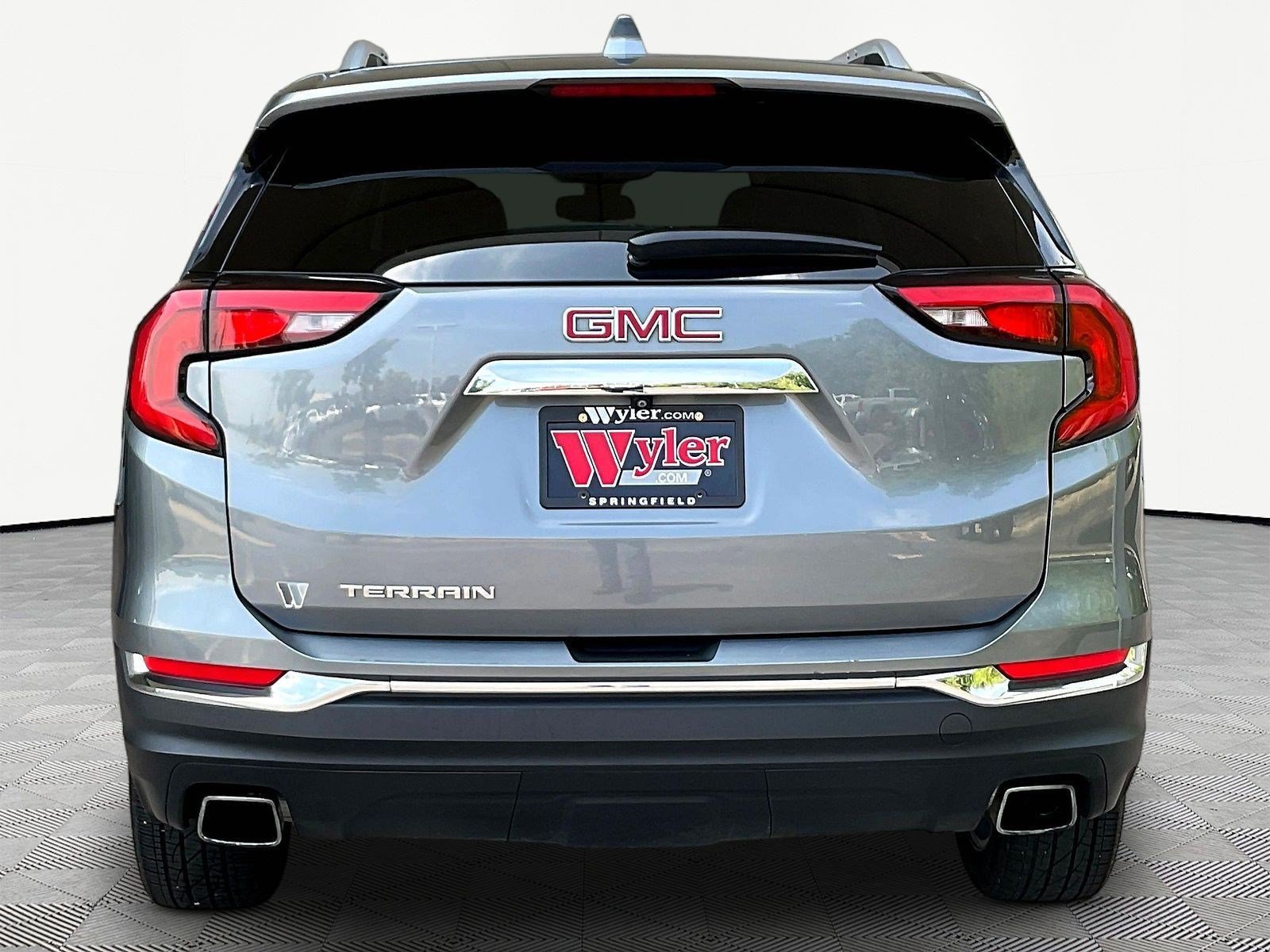 Used 2020 GMC Terrain SLT w/ Preferred Package FWD image 5