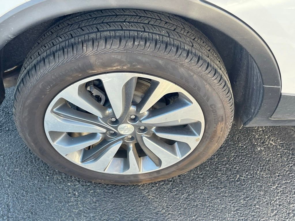 Used 2022 Buick Encore Preferred w/ Safety Package image 5