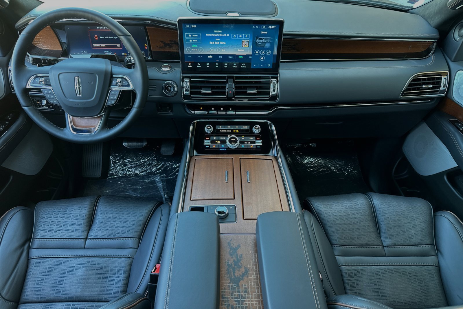 New 2024 Lincoln Navigator Black Label image 9