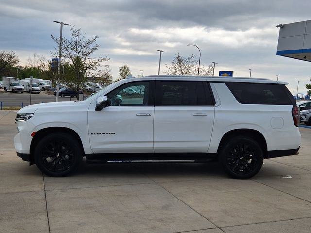 Certified 2023 Chevrolet Suburban Premier w/ Premium Package AWD/4WD image 4