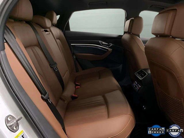 Used 2022 Audi e-tron Premium Plus w/ Premium Plus Package image 80